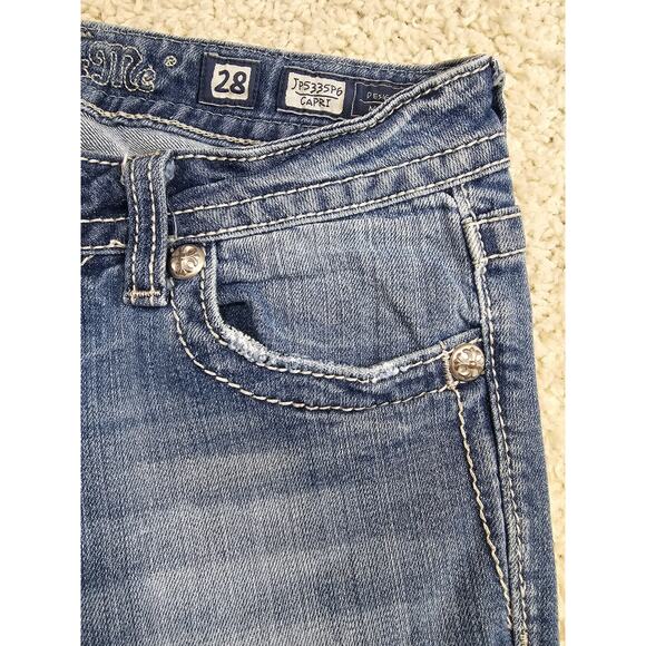 Miss Me Capri Jeans Womens Size 28 Blue Denim Cross Y2K Embellished JP5335P6 - Picture 6 of 16
